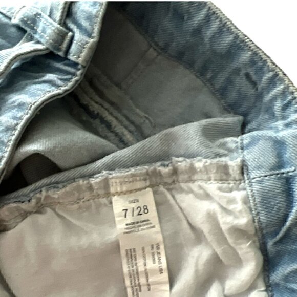 Stranger Things ASO Max Mayfield High Waisted Paper Bag Mom Jean Shorts Sz 7/28 - Picture 7 of 9